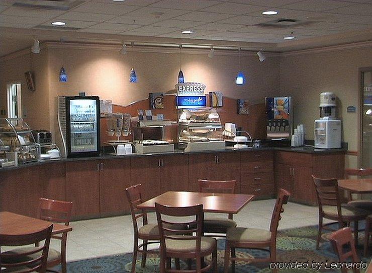 Holiday Inn Express St Croix Valley By Ihg Saint Croix Falls Ресторан фото